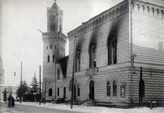 Románia, Dornavátra, Strada Mihai Eminescu, a kiégett Városháza., 1918, Vízkelety László, óratorony, háborús kár, tűz, Fortepan #227483