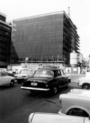 Magyarország, Budapest V., Szervita (Martinelli) tér, szemben a parkolóház., 1972, Középületépítő Vállalat - Kreszán Albert - Koczka András - Kemecsei József, Budapest, Fortepan #228127