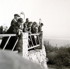 Magyarország, Budapest III., Hármashatárhegy, a Kilátó vendéglő terasza., 1943, Flanek-Falvay-Kováts, Budapest, terasz, kilátó, Fortepan #228791