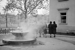 Hungary, Budapest I., Döbrentei tér, ivókút a Rudas fürdő mellett., 1936, Fortepan, Budapest, Fortepan #22882