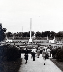 Hungary, Baja, Déri-kert, I. világháborús emlékmű., 1938, Flanek-Falvay-Kováts, Fortepan #228835