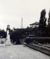 Serbia, Belgrade, Nándorfehérvári vár, szemben az oszlopon Belgrád jelképe, a Győztes szobra., 1938, Flanek-Falvay-Kováts, Fortepan #228842