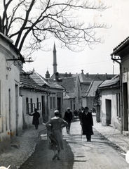 Magyarország, Eger, Vécsey Sándor utca a Servita utca felé nézve, szemben a Minaret., 1930, Kern család, minaret, Fortepan #228871