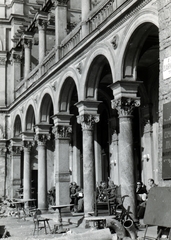 Magyarország, Budapest I., Clark Ádám tér, a Lánchíd presszó terasza., 1956, Flanek-Falvay-Kováts, Budapest, oszlop, épített örökség, vendéglátás, Fortepan #229154