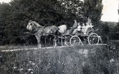 1923, Papp Éva, kids, fiacre, Fortepan #229254