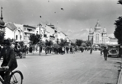 Románia,Erdély, Marosvásárhely, Rózsák tere (Piata Trandafirilor, ekkor Széchenyi tér), jobbra az Ortodox Székesegyház., 1940, Fucskár József Attiláné, kerékpár, Fortepan #229562