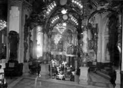 Hungary, Budapest VII., Hungária (korábban és ma New York) kávéház., 1954, Fortepan/Album083, Budapest, interior, chandelier, pillar, Fortepan #229776