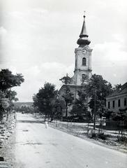 Magyarország, Budakeszi, Fő utca, Havas Boldogasszony-templom., 1934, Bor Dezső, utcakép, óratorony, templomtorony, Fortepan #231343