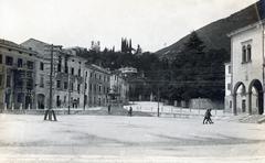 Italy, Vittorio Veneto, Piazza Giovanni Paolo I, 1918, Bor Dezső, square, pylon, Fountain, Fortepan #231506