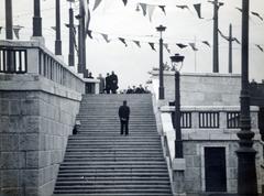 Magyarország, Budapest IX., Petőfi híd, a felvétel az átadáskor 1937. szeptember 12-én a pesti hídfőnél készült., 1937, Bor Dezső, lépcsősor, Budapest, Fortepan #231721