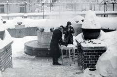 Magyarország, Budapest I., Erzsébet híd budai hídfő, Hungária ivóforrás., 1939, Bor Dezső, Budapest, Fortepan #231820