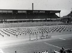 Magyarország, Budapest IX., Üllői út, FTC stadion, a B tribün mellett a klubház épülete., 1935, Bor Dezső, Budapest, Fortepan #232084