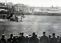 Magyarország, Budapest X., Albertirsai út, a Mezőgazdasági kiállítás lovaspályája., 1934, Bor Dezső, lóverseny, Budapest, Fortepan #232193