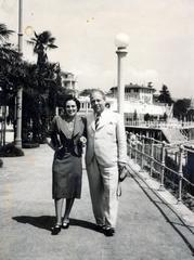 Croatia,Adriatic Sea, Opatija, Lungomare (I. Ferenc József sétány) a tengerparton. A kép jobb szélén a Szent Jakab-templom (Crkva sv. Jakov)., 1938, Virány László, Fortepan #232511