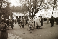 Hungary, Budapest XIV., kiállítás, háttérben az Iparcsarnok., 1941, Fortepan/Album002, international fair, kid, Budapest, Christian Ulrich-design, Fortepan #23289