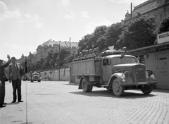 Hungary, Budapest II., budai alsó rakpart a Bem József (Pálffy) térnél, német katonai csapatok átvonulása, 1941, Fortepan/Album002, Gerrman brand, Opel-brand, commercial vehicle, street view, military, genre painting, second World War, Budapest, Fortepan #23324