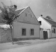 Magyarország, Sümeg, 1950, Építész, utcakép, parasztház, Fortepan #23397