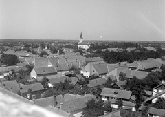 Magyarország, Makó, kilátás a református ótemplom tornyából, középen a Szent István király-templom., 1951, Építész, templom, látkép, háztető, református, Fortepan #23400