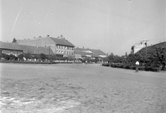 Magyarország, Makó, Széchenyi tér, háttérben takarva az egykori Megyeháza (később Városháza)., 1951, Építész, főtér, Fortepan #23426