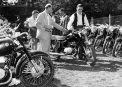 1961, Hegyvidéki Helytörténeti Gyűjtemény, motor, motorkerékpár, Danuvia-márka, motorkereskedés, Danuvia 125, Fortepan #234348