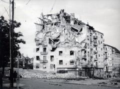 Hungary, Budapest XII., Németvölgyi út - Királyhágó tér sarok., 1945, Hegyvidéki Helytörténeti Gyűjtemény, Budapest, war damage, Fortepan #234428