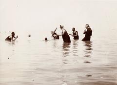 1918, Fejér Csaba-Kindert Piroska, toy, ball, bathing suit, Fortepan #235422