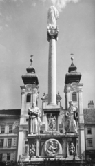 Magyarország, Győr, Bencés (egykor jezsuita) templom a Mária-oszloppal., 1940, Somlai Tibor, templom, szobor, oszlop, Fortepan #24115