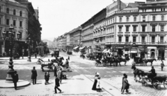 Magyarország, Budapest VI., Oktogon, Teréz körút a Nyugati pályaudvar felé nézve.  A felvétel 1897 körül készült., 1900, Somlai Tibor, cégtábla, lovaskocsi, villamos, Budapest, Fortepan #24118