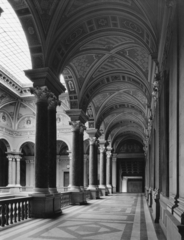 Magyarország, Budapest XIV., Szépművészeti Múzeum, Reneszánsz Csarnok., 1940, Somlai Tibor, múzeum, enteriőr, eklektikus építészet, Budapest, Schickedanz Albert-terv, neoklasszicizmus, Herzog Fülöp Ferenc-terv, Fortepan #24132