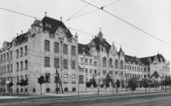 Magyarország, Budapest VIII., Könyves Kálmán körút 40., Magyar Nemzeti Múzeum Néprajzi Gyűjteménye és Tisztviselőtelepi Gimnázium (később Országos Pedagógiai Múzeum és Könyvtár)., 1940, Somlai Tibor, utcakép, szecesszió, múzeum, könyvtár, Budapest, Art Nouveau, Kőrössy Albert Kálmán-terv, Fortepan #24135