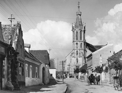 Magyarország, Sopron, Szent Mihály utca, Szent Mihály-templom., 1940, Somlai Tibor, templom, lovaskocsi, utcakép, Fortepan #24194