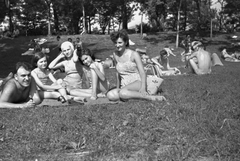 Hungary, Margit Islands, Budapest, Palatinus Strandfürdő., 1958, Szánthó Zoltán, bathing suit, Fortepan #24293