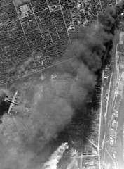 Hungary, Budapest, a Soroksári úti rendező pályaudvar bombázása., 1944, National Archives, american brand, bombing, aerial photo, second World War, Consolidated-brand, bird's eye view, Fortepan #24321