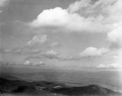 Magyarország, Dunakanyar, Kilátás Dobogókőről észak felé. A Duna túlpartján jobbra Zebegény., 1935, Somlai Tibor, látkép, Fortepan #24477