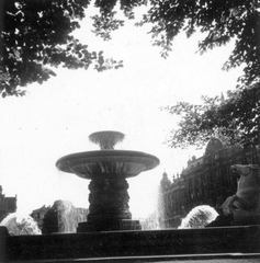 Németország, München, Lenbachplatz, Wittelsbacher Brunnen., 1935, Lőrincze Judit, szökőkút, klasszicizmus, Adolf von Hildebrand-terv, Fortepan #24522