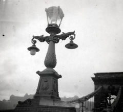 Hungary, Budapest, Széchenyi Lánchíd., 1936, Lőrincze Judit, lamp post, suspension bridge, William Tierney Clark-design, Fortepan #24541