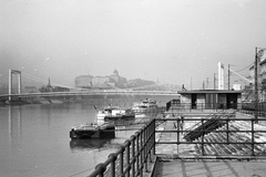 Magyarország, Budapest V., Belgrád rakpart, látkép a MAHART nemzetközi hajóállomásától a budai Várral., 1966, Tóth Károly dr, hajó, hajóállomás, Budapest, Fortepan #24900