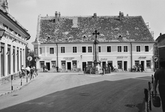 Hungary, Szentendre, Fő (Marx) tér szemben a Szerb (kalmár) kereszt és a szerb ház., 1968, Tóth Károly dr, Fortepan #24942