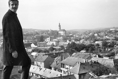 Hungary, Eger, látkép a várból, szemben a Szent Miklós Görögkeleti Szerb (Rác) templom., 1968, Tóth Károly dr, church, picture, man, Fortepan #24952