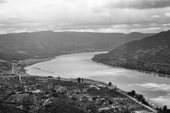 Hungary, Danube Bend, Visegrád, kilátás a várból, szemben Nagymaros., 1969, Tóth Károly dr, Fortepan #24999