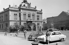 Szerbia, Újvidék, Zmaj Jovina ulica, balra a Püspöki Palota., 1971, Fortepan/Album061, Wartburg-márka, Wartburg 311/312, rendszám, Fortepan #250056