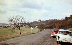 Slovakia, Slovenská Ľupča, a vár látképe., 1964, Pozsgay Eszter, number plate, Volkswagen Beetle, colorful, Fortepan #250114