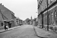 Hungary, Sopron, Újteleki utca a Rákóczi Ferenc útca torkolatától nézve, távolban a Tűztorony., 1969, Tóth Károly dr, Fortepan #25012