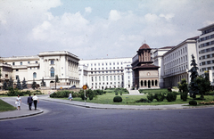 Románia, Bukarest, Strada Ion Câmpineanu (13 Decembrie), szemben a Kretzulescu-templom (Biserica Kretzulescu)., 1963, Pozsgay Eszter, Fortepan #250124