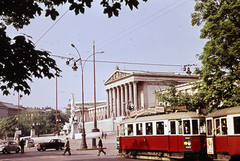 Ausztria, Bécs, Dr. Karl Renner-Ring, jobbra a Parlament., 1960, Pozsgay Eszter, reklám, villamos, Kotányi Paprika, BVVV M-típus, színes, Fortepan #250136