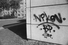 1989, Vimola Károly, panelház, lakótelep, graffiti, Fortepan #250367