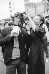 Magyarország, Budapest II.,Budapest XII., Széll Kálmán (Moszkva) tér, a háttérben a Postapalota. Környezetvédő szervezetek által 1989. április 21-én szervezett demonstráció a légszennyezés ellen., 1989, Vimola Károly, Budapest, rendszerváltás, Fortepan #250382