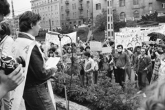 Magyarország, Budapest II.,Budapest I., Széll Kálmán (Moszkva) tér, a háttérben a Vérmező út. Környezetvédő szervezetek által 1989. április 21-én szervezett demonstráció a légszennyezés ellen., 1989, Vimola Károly, Budapest, rendszerváltás, Fortepan #250464