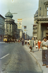 Magyarország, Budapest VII.,Budapest VIII., a Rákóczi út a Blaha Lujza térnél a Nemzeti Színháznál, szemben a Nagykörúti kereszteződés., 1959, Vimola Károly, Budapest, színes, Fortepan #250610