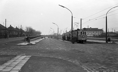 Magyarország, Budapest XIII.,Budapest IV., a Béke utcai közúti aluljáró a Gyöngyösi utcától nézve., 1957, FŐMTERV, Domonkos Endre, Budapest, villamos, lakóház, viszonylattábla, viszonylatszám, utcai lámpa, Fortepan #251123